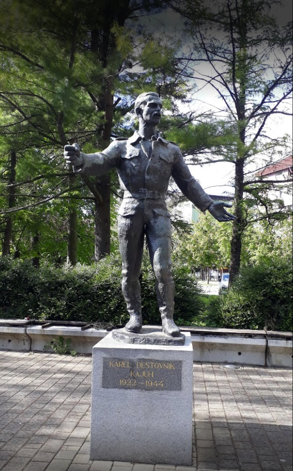Kajuhov spomenik v Šoštanju